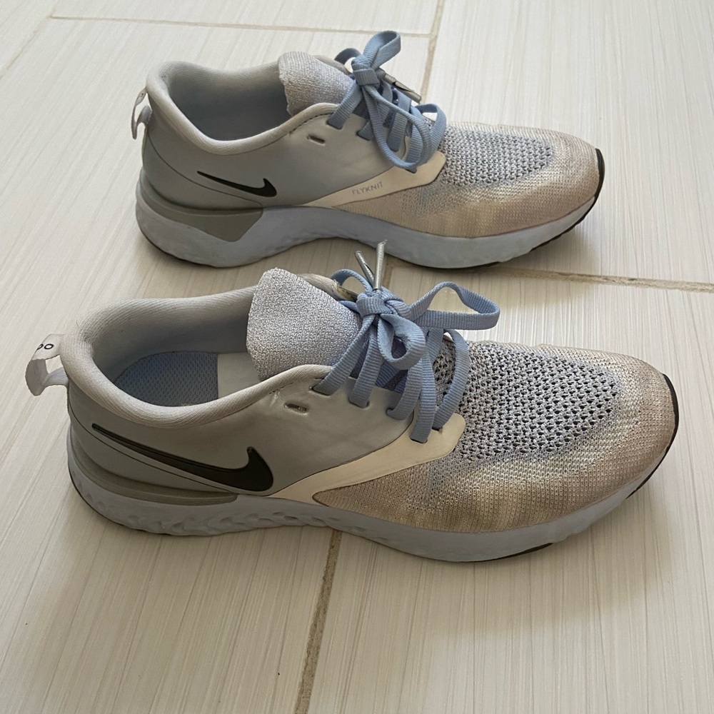 Nike Odyssey React 2 Flyknit Prm - image 2